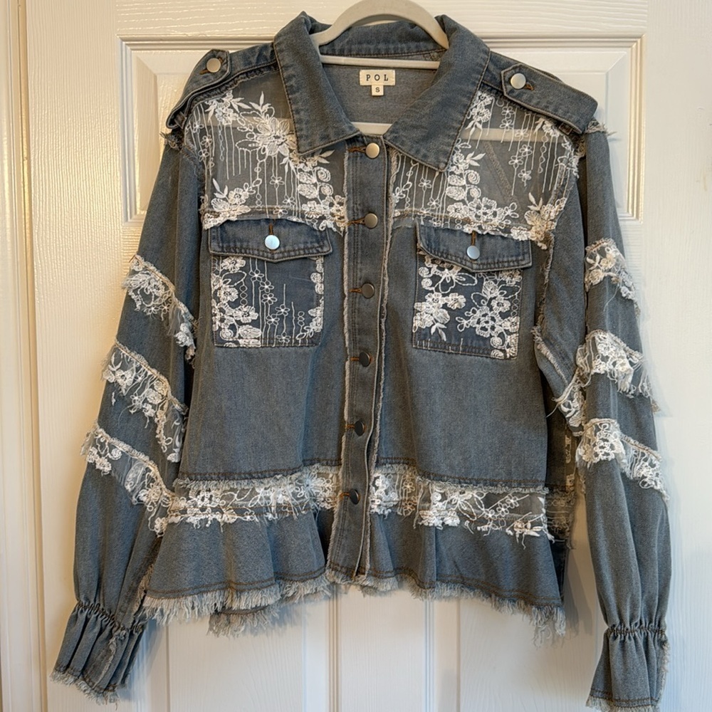 NWOT POL Lace Ruffle Trim Denim Shacket Size Small - Picture 11 of 16